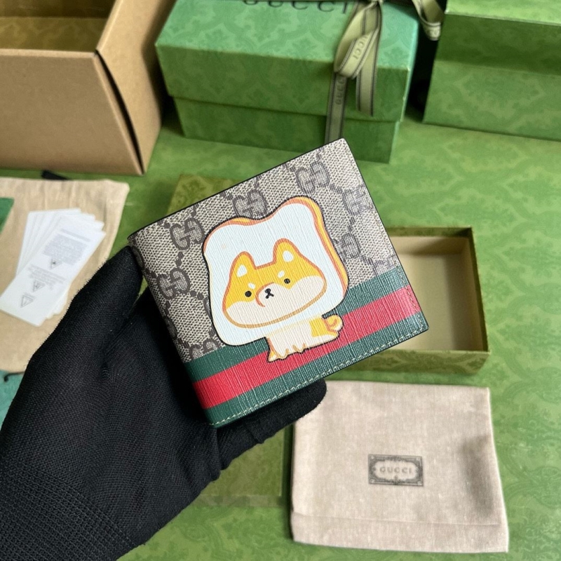 G*u*i wallets & purse